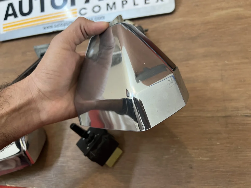 Corolla 1980 - 1982 ke70 JDM fender mirrors with switch (8)