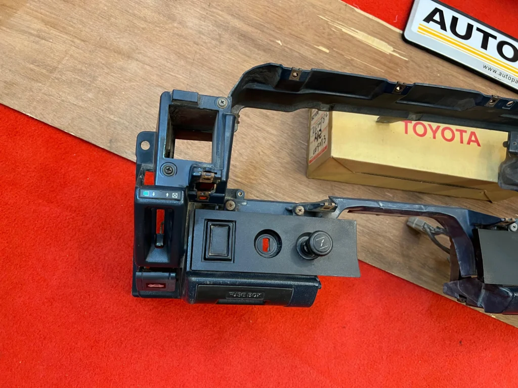 Corolla 1980 - 1983 LHD dashboard frame assembly in blue (1)