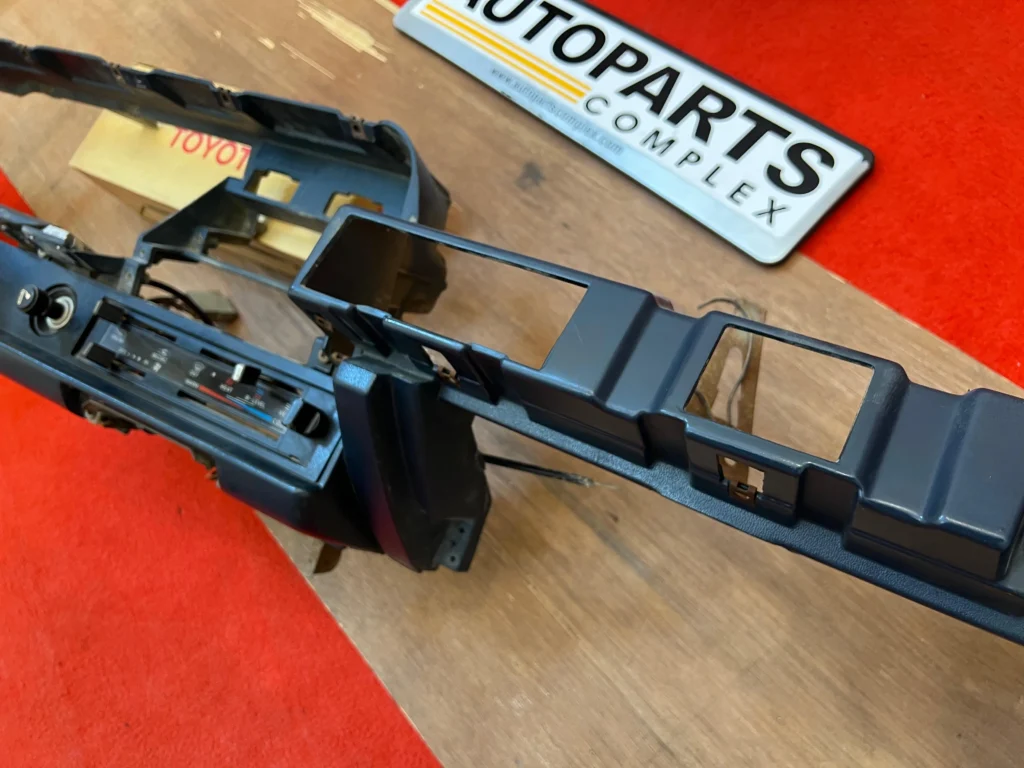 Corolla 1980 - 1983 LHD dashboard frame assembly in blue (7)