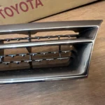 Corolla Ae100 Ae101 1992 - 1997 NOS OEM chrome grille (6)