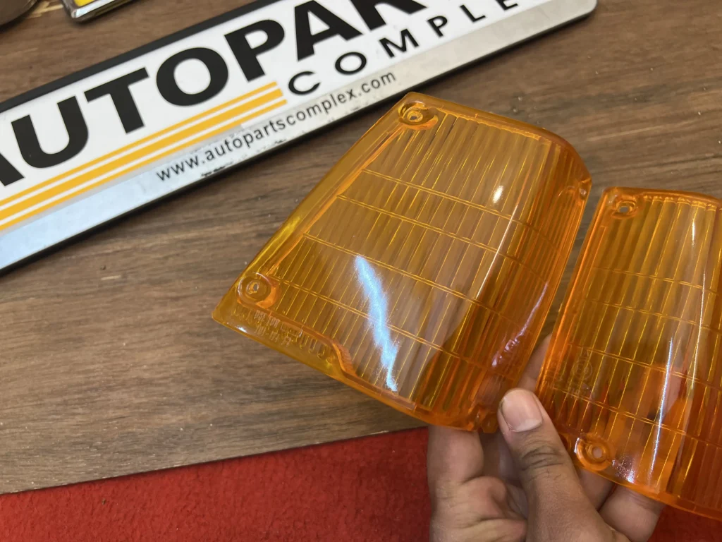 Corolla Ke70 1982 JDM amber parking light lenses pair (6)