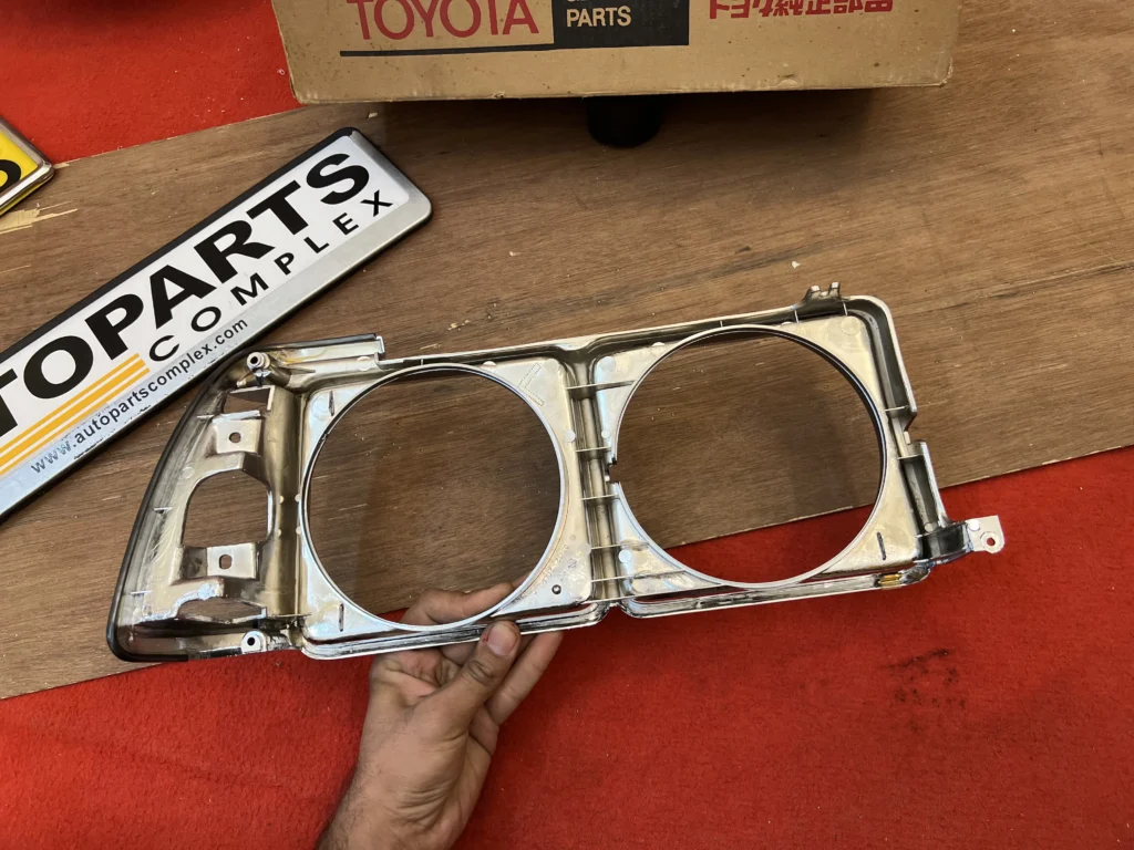 Corona 1979 1980 1981 RT130 Tt130 NOS OEM headlight bezels left side (6)