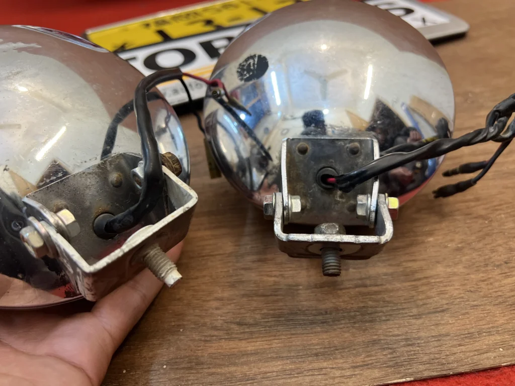 OEM IKI brand 5.5-inch vintage fog lamps (9)