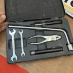 OEM universal car spare tool kit with box (3)