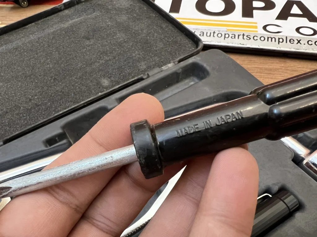 OEM universal car spare tool kit with box (7)