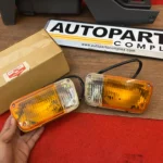 Toyota Carina 1971 1972 1973 front bumper indicators (1)