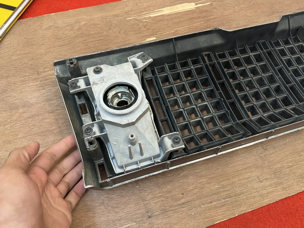 Toyota crown ms125 ms120 front grille (10)