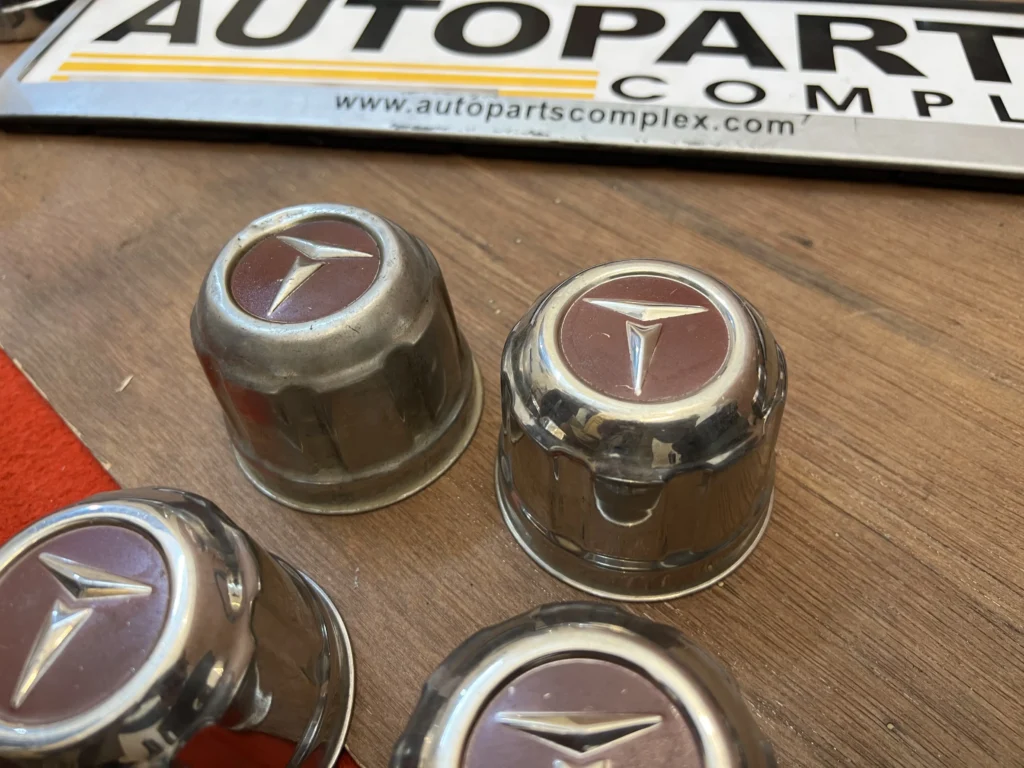 Corolla ke30 ke36 ke70 ae70 wheel center caps set of 4 (3)