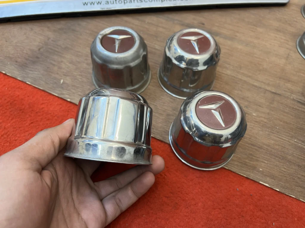 Corolla ke30 ke36 ke70 ae70 wheel center caps set of 4 (4)