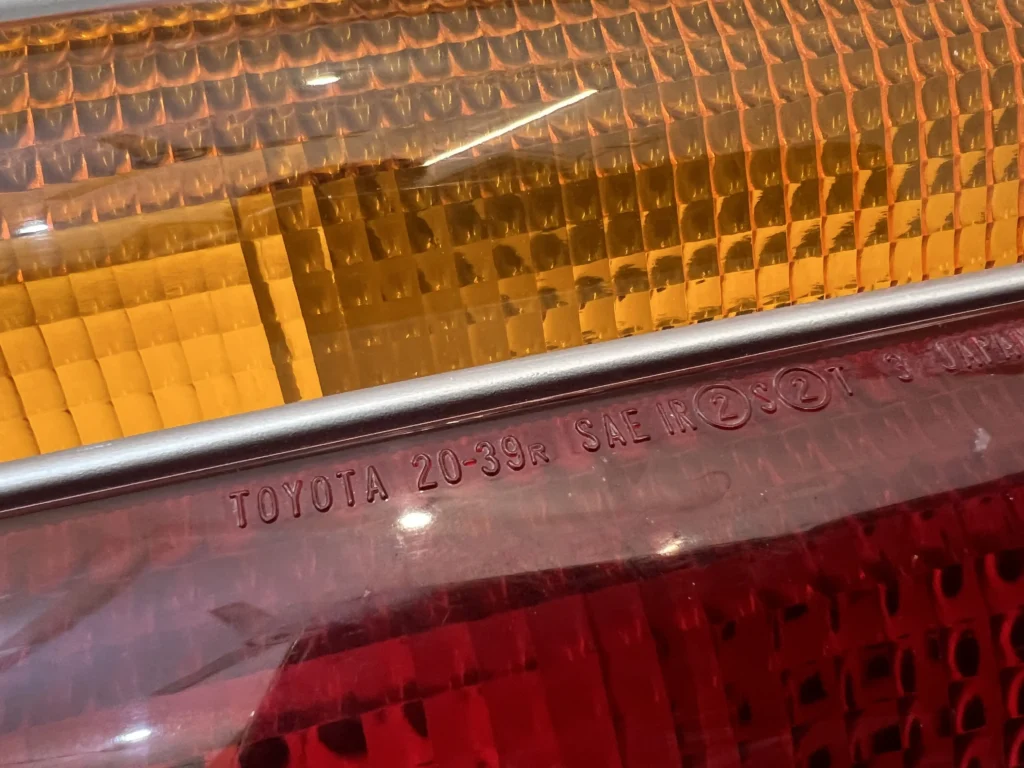 Corona rt100 Rt104 taillights NOS OEM (1)