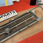 Datsun 1200 b110 120Y OEM front radiator grille (1)