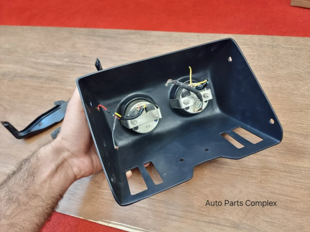 Hilux pickup 1979, 1980, 1981, 1982, 1983 AUX gauges console7