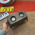 Hilux pickup 1979 - 1983 voltmeter (2)