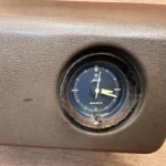 Hilux pickup 1979 - 1983 voltmeter (5)