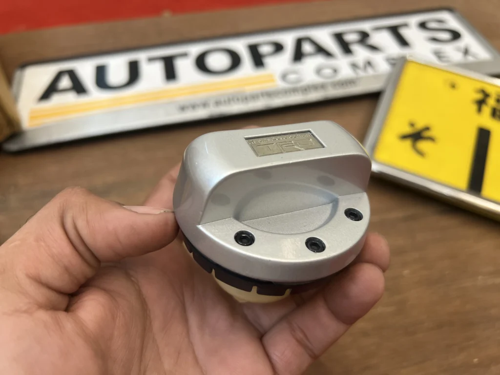 OEM TRD fuel cap (2)