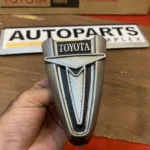 TOYOTA HILUX RN20 RN25 Pickup Truck Emblem Badge Front Grille badge (4)