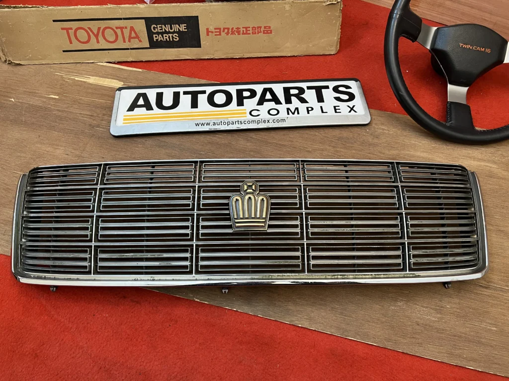 Toyota crown jzs151 jzs155 1995 - 1997 front radiator grille (2)