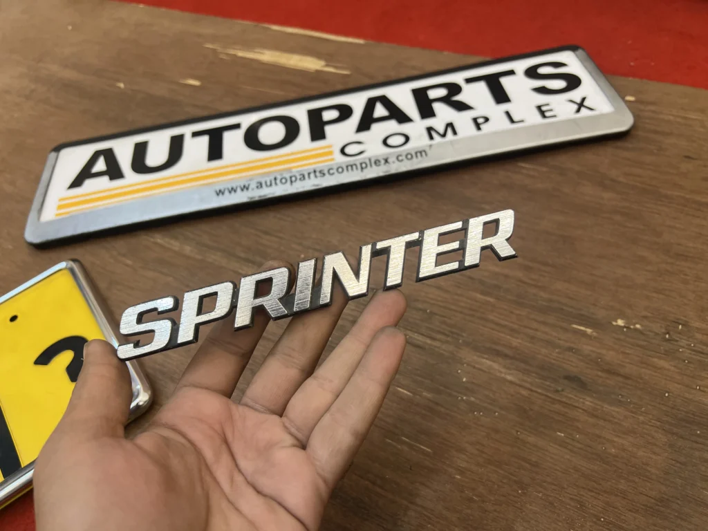 Corolla sprinter 1980 - 1983 trunk lid sprinter badge (2)