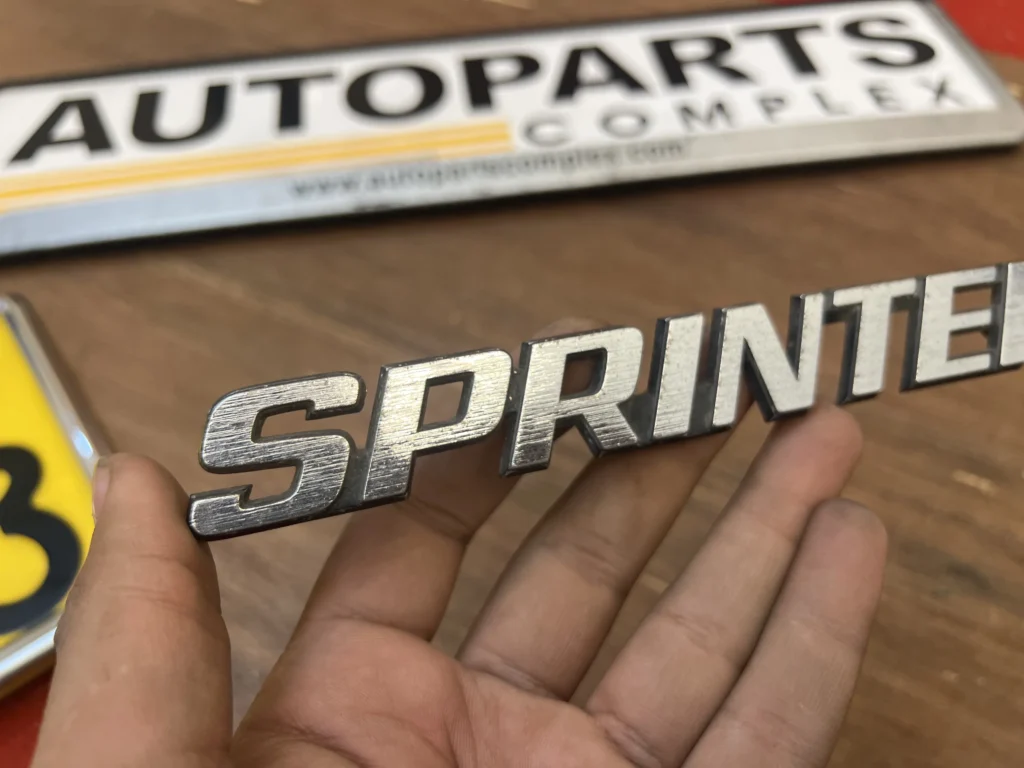 Corolla sprinter 1980 - 1983 trunk lid sprinter badge (3)