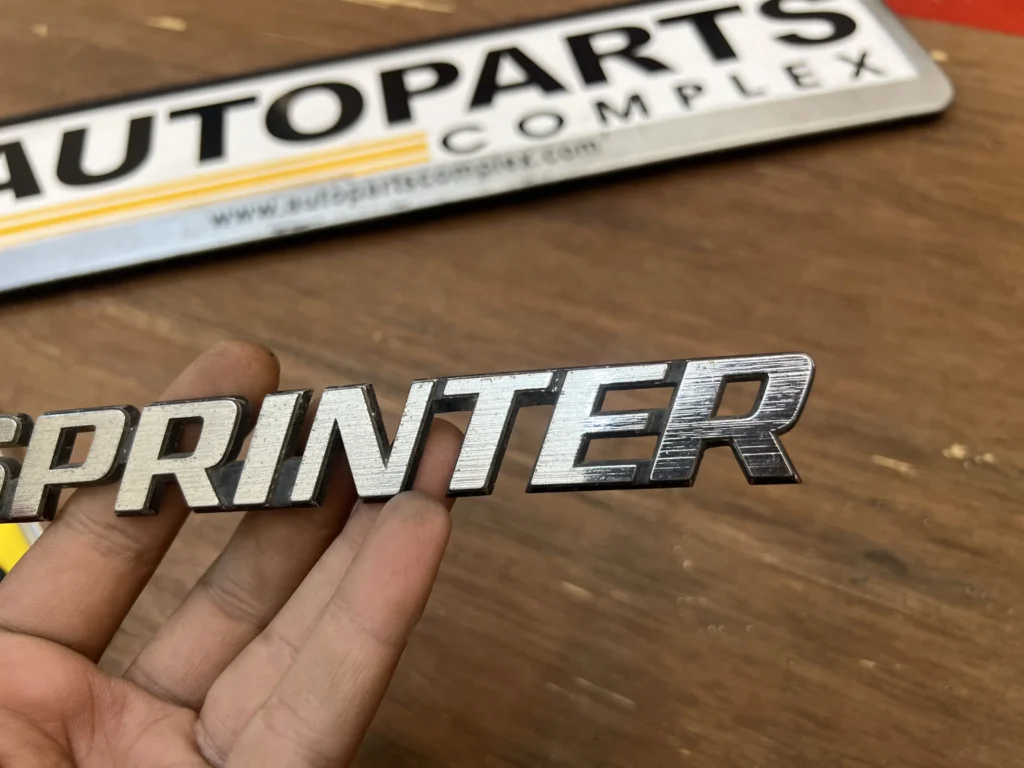 Corolla sprinter 1980 - 1983 trunk lid sprinter badge (4)