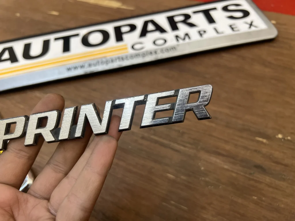 Corolla sprinter 1980 - 1983 trunk lid sprinter badge (5)