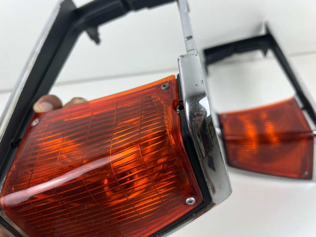 Corolla te72 1982 1983 USDM headlight bezels pair (11)