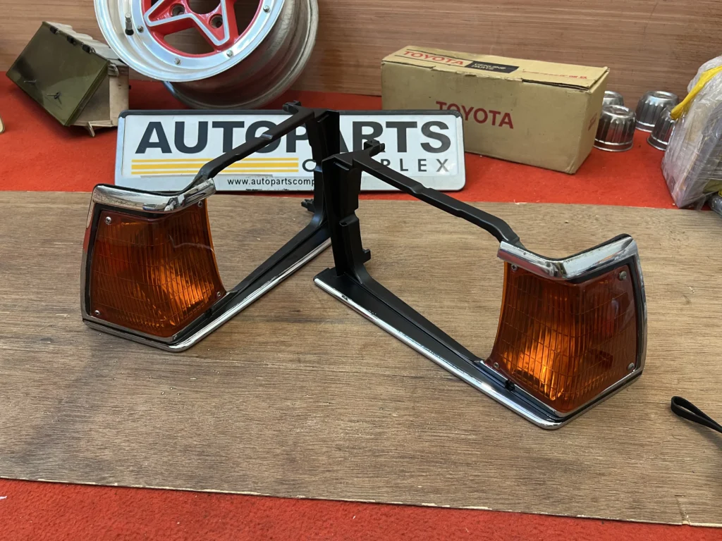 Corolla te72 1982 1983 USDM headlight bezels pair (2)