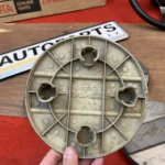 Nissan sunny B11 wheel center caps (4)