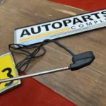 OEM Toyota pillar Antenna for Corolla 1980 1981 Starlet KP60 KP61 Hilux 1979-83 (3)