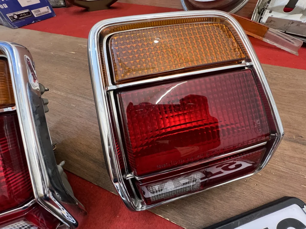Toyota Cressida Rx30 Rx31 Rx40 Rx41 Mx30 Mx31 Mx40 Mx41 Mx32 OEM Taillights Pair (1)