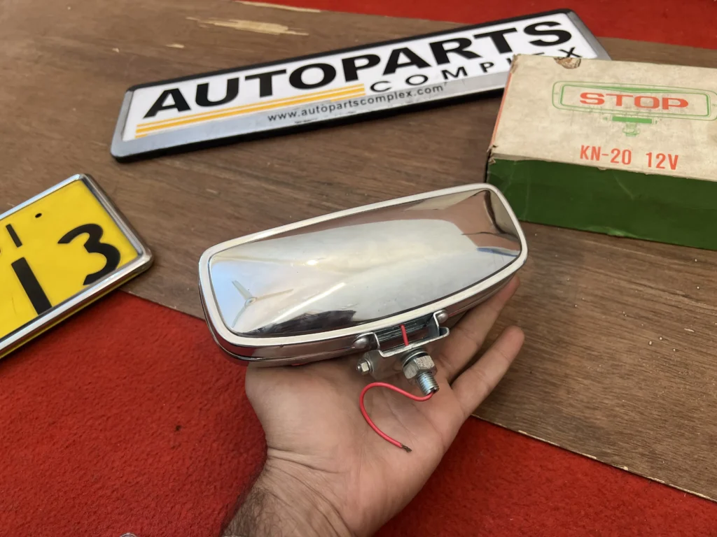 Vintage stop lamp (1)