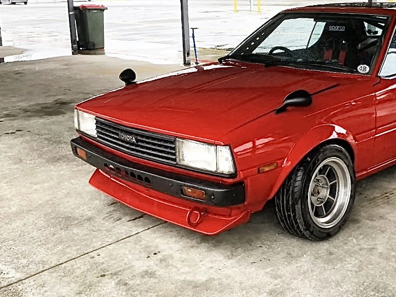 coupe front grille JDM C badge (1)