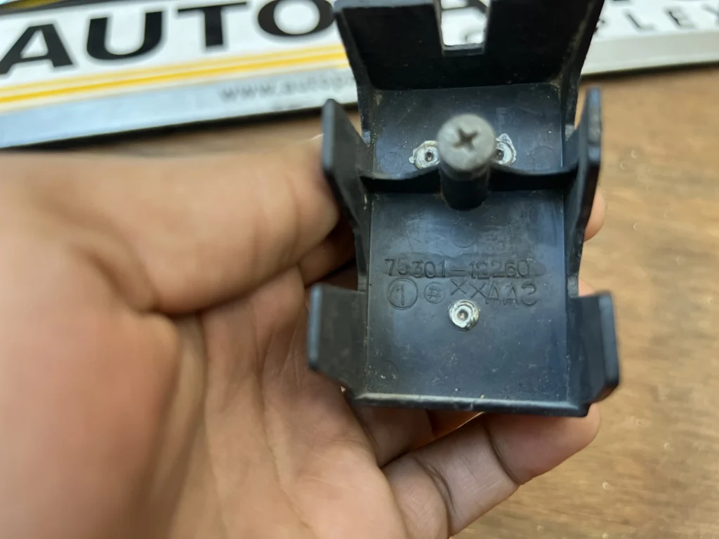 coupe front grille JDM C badge (8)