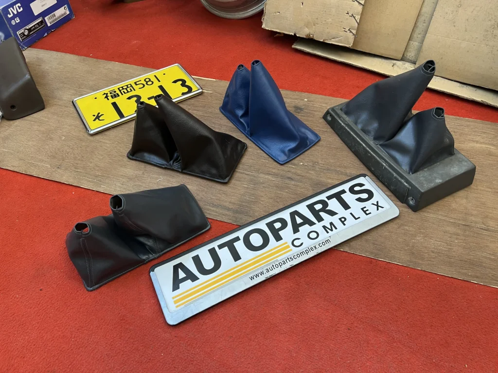 1st generation 4runner Hilux pickup 1984 - 1988 shifter leather boot (6)