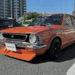 Corolla 1971 - 1974 2-door door window glasses pair (9)