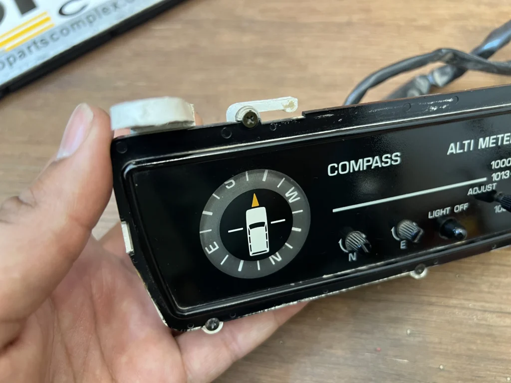 Genuine Toyota Land Cruiser 80 FZJ80 FJ80 Compass & Altimeter (11)