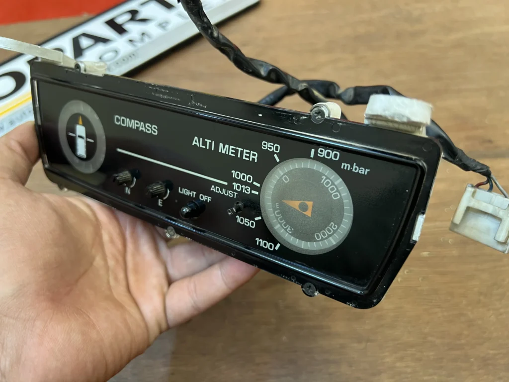 Genuine Toyota Land Cruiser 80 FZJ80 FJ80 Compass & Altimeter (7)