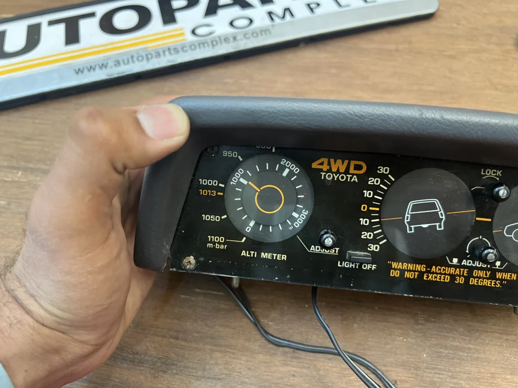 Hilux pickup 4runner 1984 - 1988 Inclinometer (3)