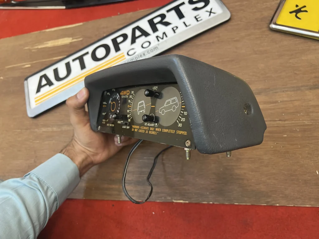 Hilux pickup 4runner 1984 - 1988 Inclinometer (7)