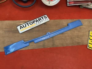 Hilux pickup 4wd 1980 - 1983 apron valance OEM (2)