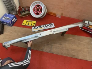 Toyota Hilux pickup RN20 RN25 RN27 front bumper with brackets (2)