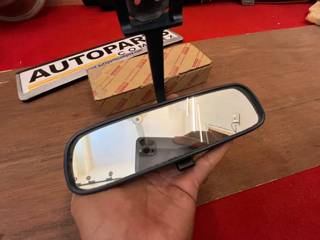 Corolla 1.8 te72 3tc Inner rear view mirror NOS OEM blue (4)