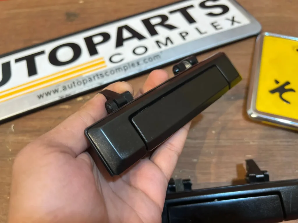 Corolla 1980-83 Te72 Ke70 black door handles pair (4)