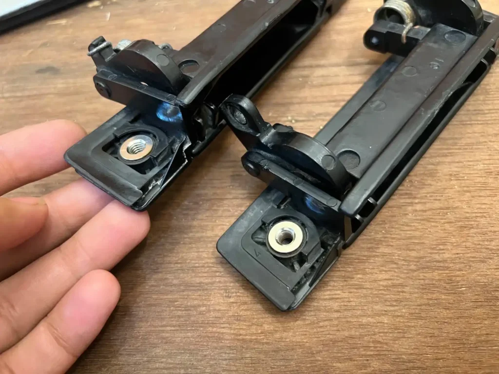 Corolla 1980-83 Te72 Ke70 black door handles pair (6)