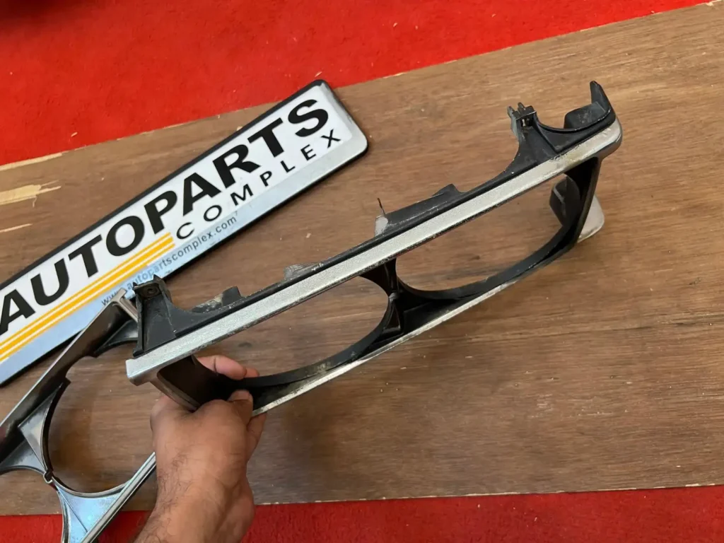 Corolla 1980 GT chrome headlight bezels OEM (8)