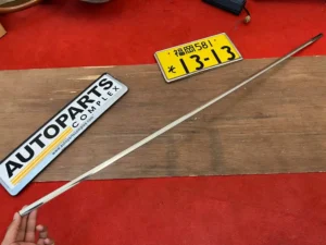 Corolla Te72 1982 1983 Bonnet leading edge chrome trim (2)