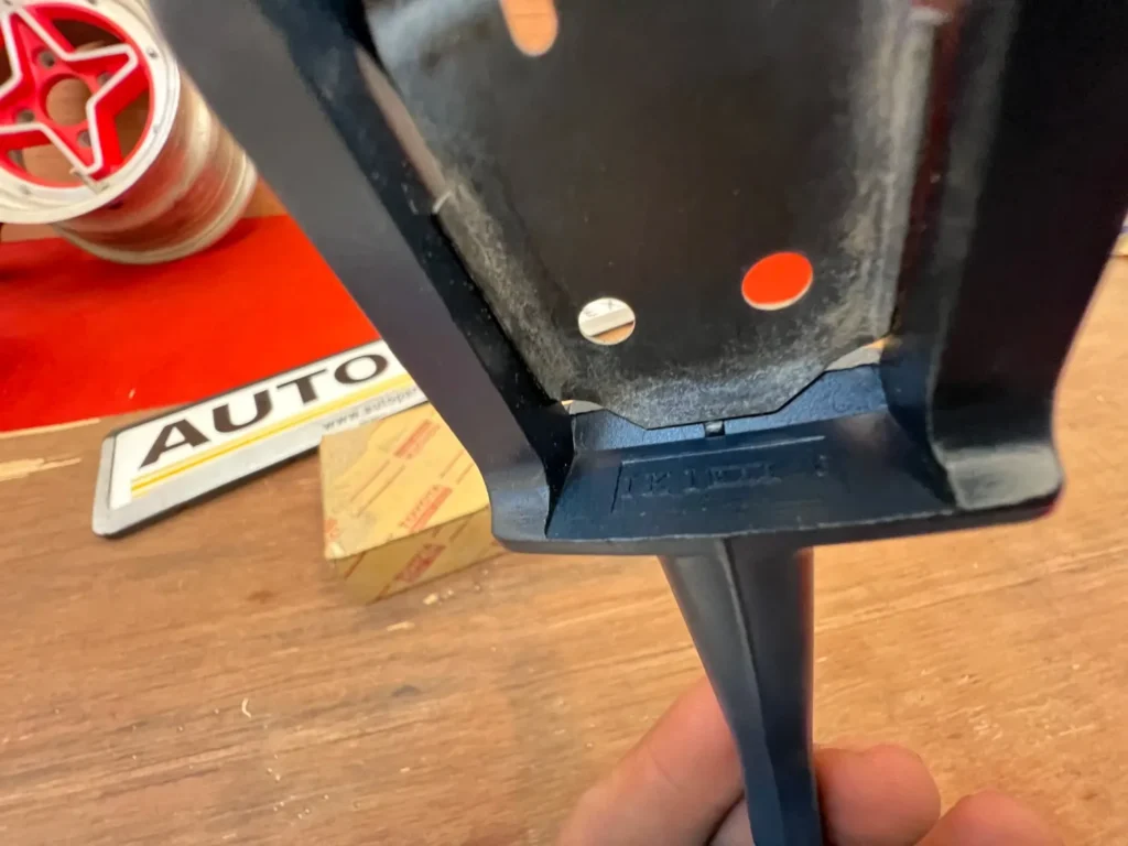 Corolla ke70 Te72 Inner rear view mirror NOS OEM Brown (1)