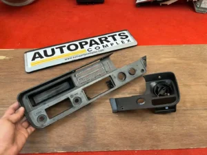 Hilux 1979 1980 1981 RHD Dash bezel (1)