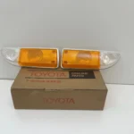 Corolla 1971 - 1974 front bumper indicator lenses NOS OEM ke20 ke25 te27 (1)