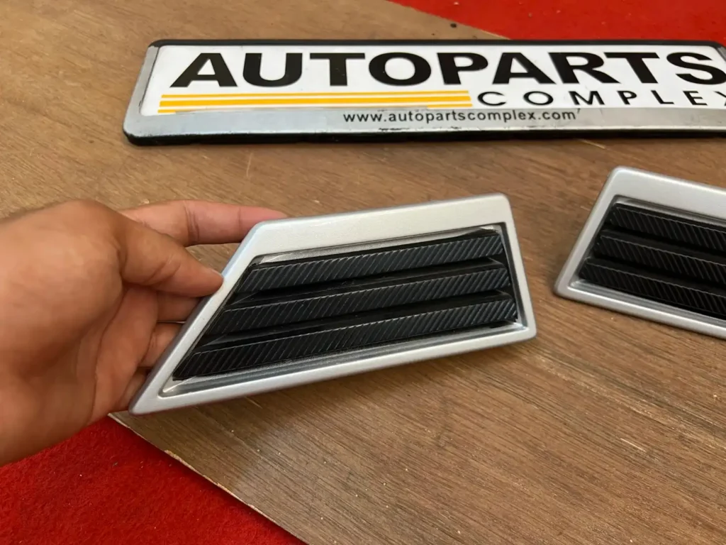Corolla 1980 1981 ke70 C pillar vents pair (3)
